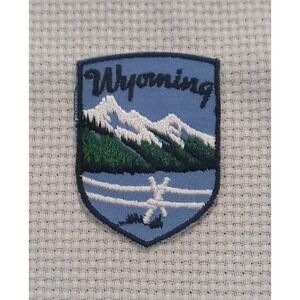 Vintage Wyoming Travel Souvenir Patch Mountain Landscape Collectable Badge